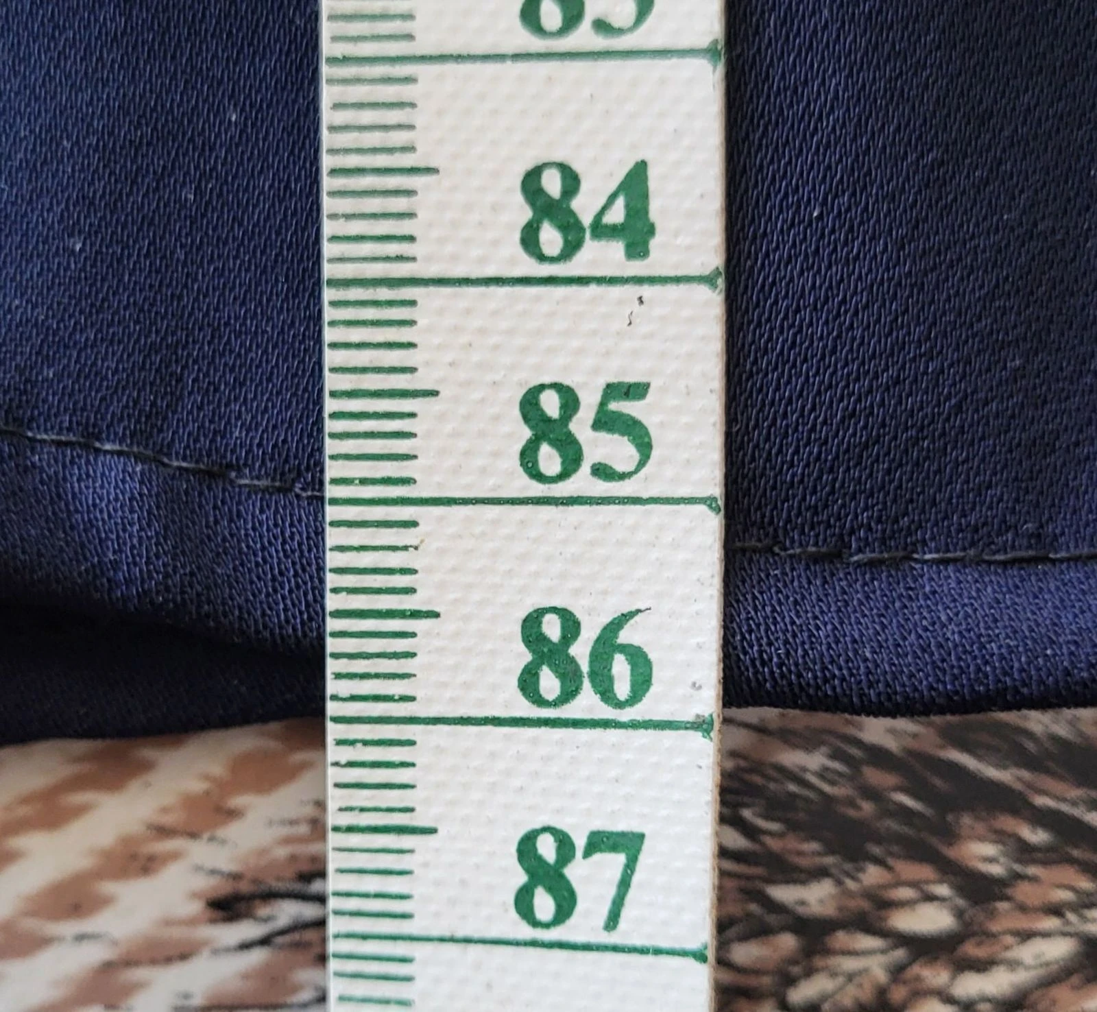 Nana Baila Vestido TFr38/TM-Marinho-Ombro com Volante & Corte Reto & Decote com Laço Dourado em OT – photo 17
